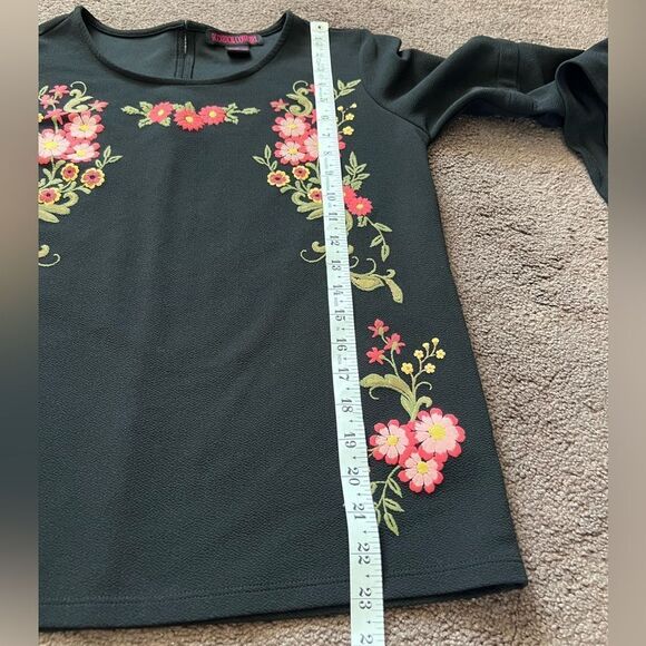 Rock & Roll Cowgirl Floral Embroidery Bell Sleeve Top - Picture 9 of 10